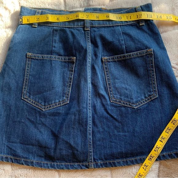 French Connection Size 0 Denim button all the way up skirt - Picture 4 of 4